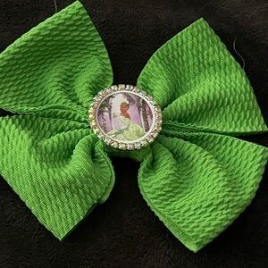 Green Bow Hair Clip